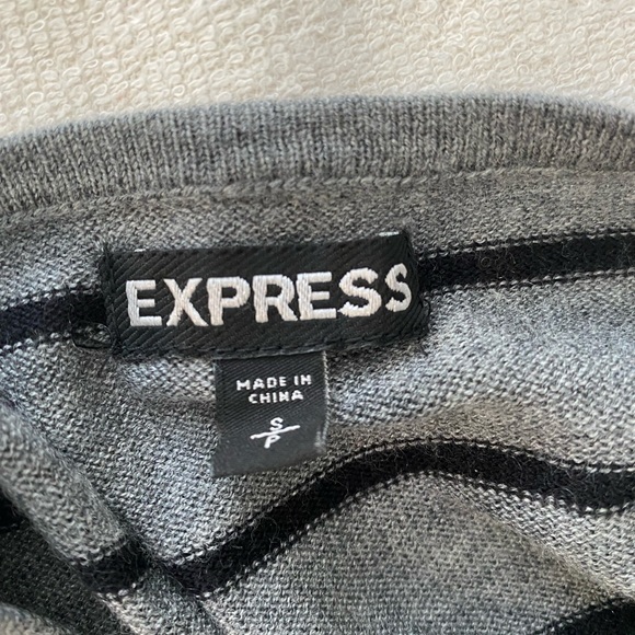 Express tunic sweater - Picture 3 of 5